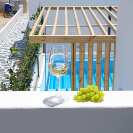 Ξενοδοχείο με διαμερίσματα Angelo Boutique Santorini