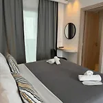 Angelo Estate Santorini 4* Períssa