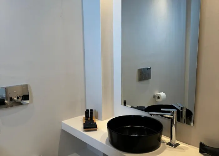 Angelo Estate Santorini Περίσσα